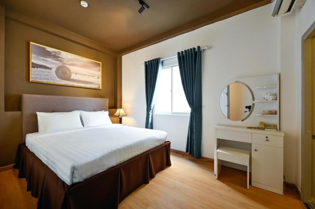The Noble Swan Wood Park Hotel Ho Či Minovo Město Exteriér fotografie